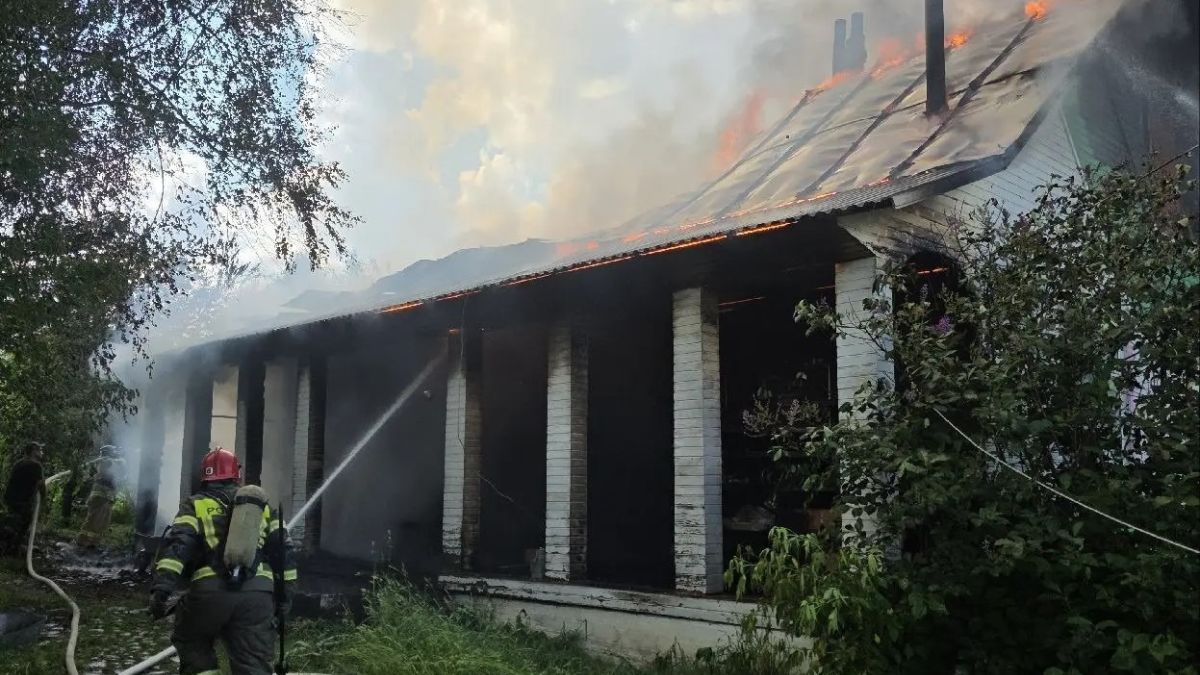 Пожар в селе Турочак Республики Алтай