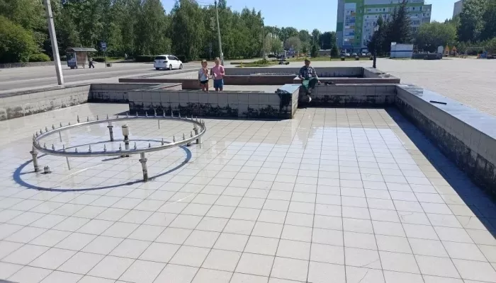 В Барнауле приводят в порядок городские фонтаны: где идут работы