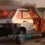 В Алтайском крае мужчина сжег свою машину из-за того, что она не заводилась