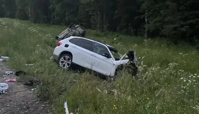 Пять жизней оборвались на трассе под Архангельском: в страшном ДТП погибли двое детей