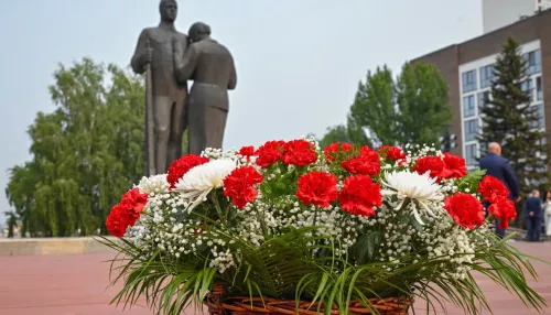 Память павших в Великой Отечественной войне почтили в Барнауле. Фото