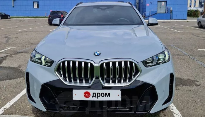 Стильный BMW в цвете Brooklyn Grey продают за 17 млн рублей в Барнауле. Фото