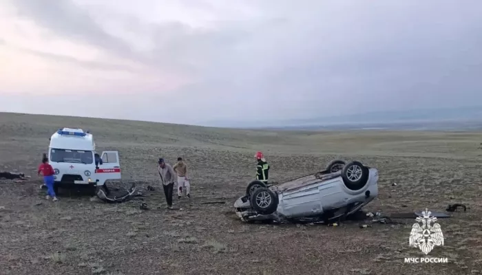 Два человека погибли в ДТП с перевертышем в Республике Алтай