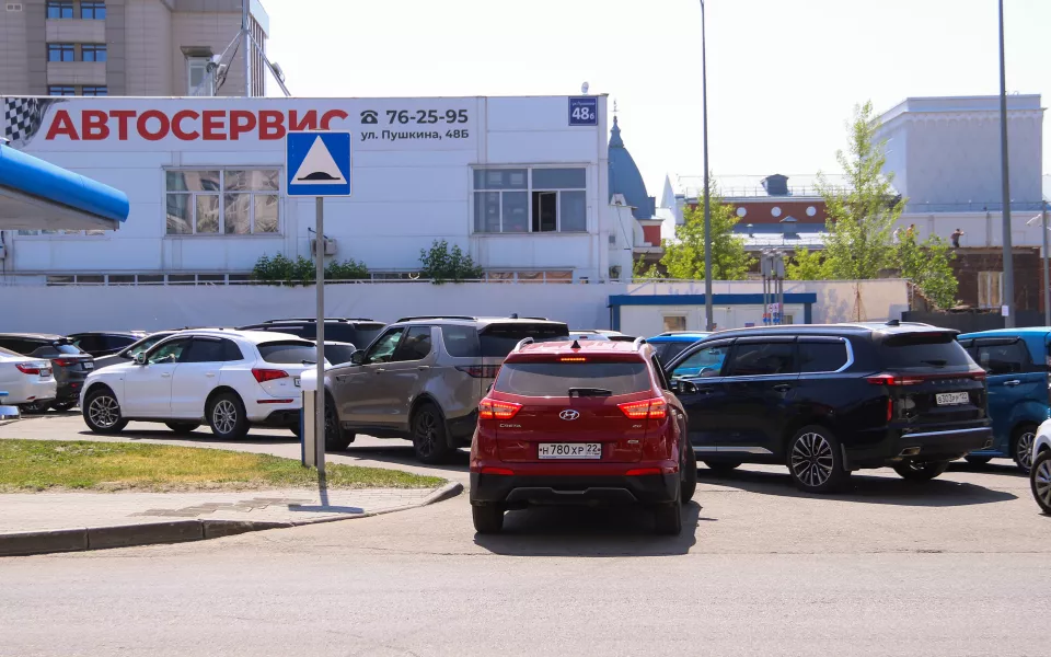 Ситуация сложная, но контролируемая: власти Барнаула обсудили топливный вопрос