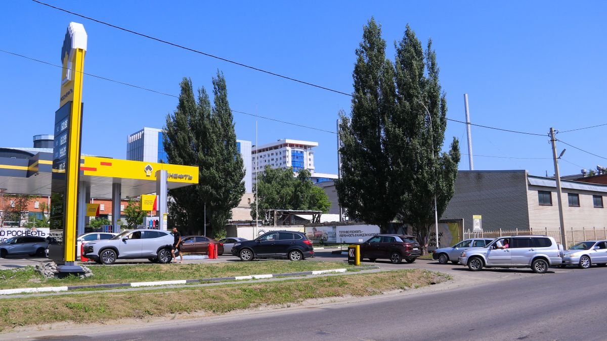 АЗС. Бензин. Топливо.