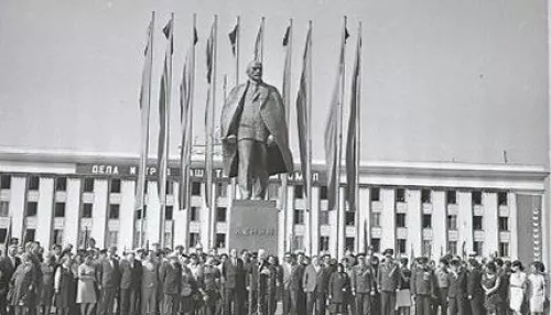 Вечно молодой. Возраст молодежи в России снова хотят увеличить