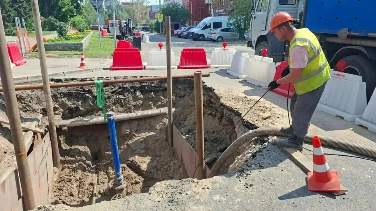 В центре Барнаула временно не будет воды из-за подключения нового водопровода