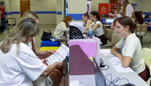 Жесткий конкурс: алтайские вузы столкнулись с небывалым наплывом абитуриентов