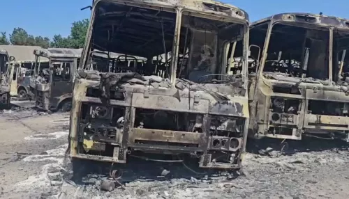 ВСУ сожгли 40 автобусов с помощью зажигательных дронов в Херсонской области