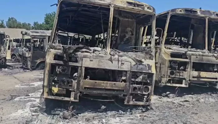 ВСУ сожгли 40 автобусов с помощью зажигательных дронов в Херсонской области