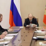 Владимир Путин провел совещание по ситуации с топливом