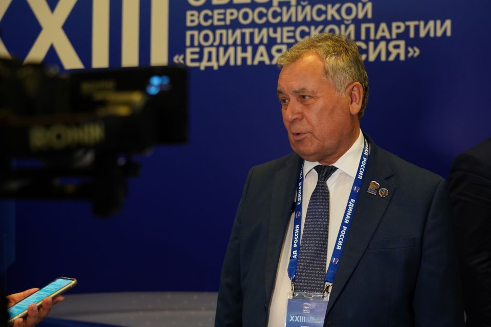 Александр Романенко