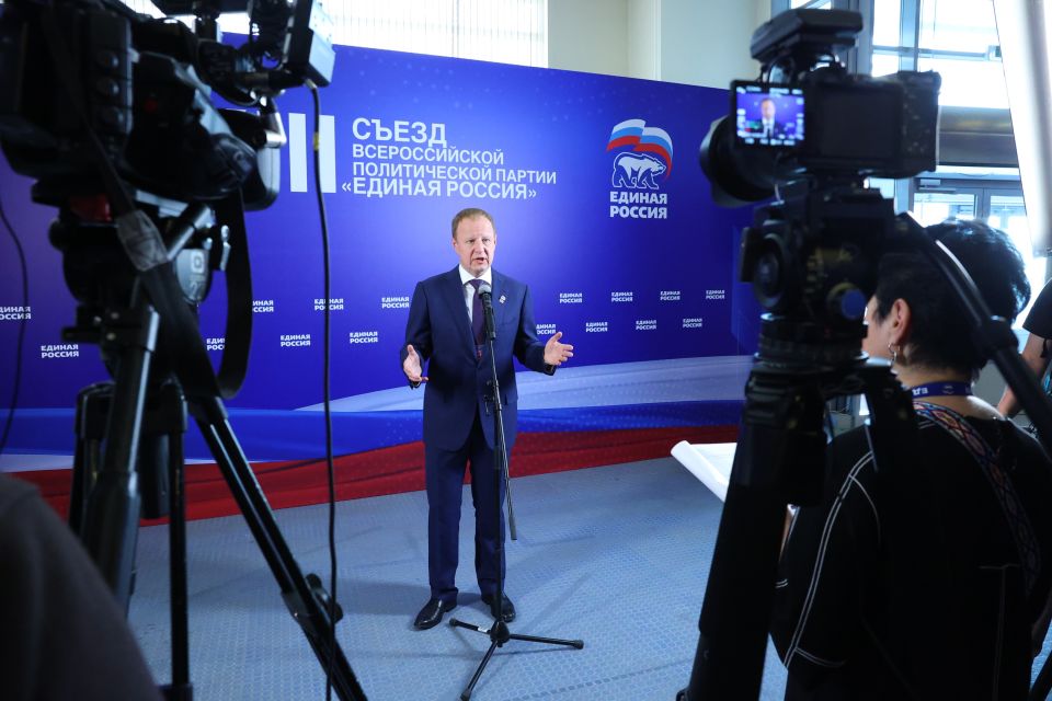 Виктор Томенко