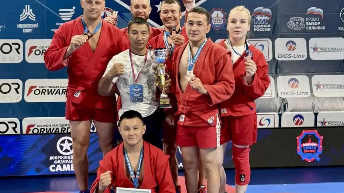 Сборная Республики Алтай стала бронзовым призером командного Чемпионата России по самбо