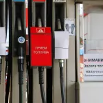 Ситуация с бензином в регионах России: есть ли дефицит и ограничения