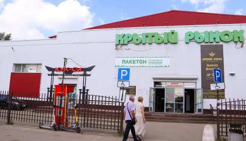 Коммерция и туалет: барнаульский бизнесмен скупил часть Крытого рынка в Барнауле