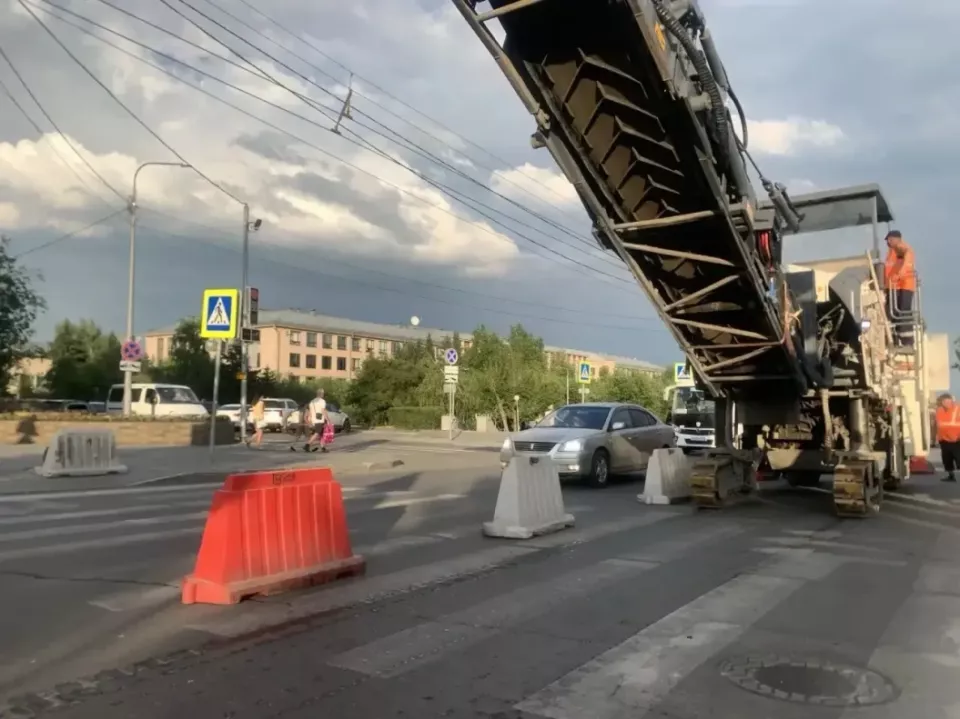 Ремонт дороги на проспекте Ленина