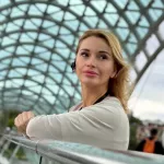 Певица Ольга Орлова взяла под кураторство зверски избитого пса из Барнаула