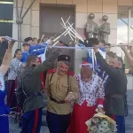В алтайском ЗАГСе сыграли традиционную казачью свадьбу