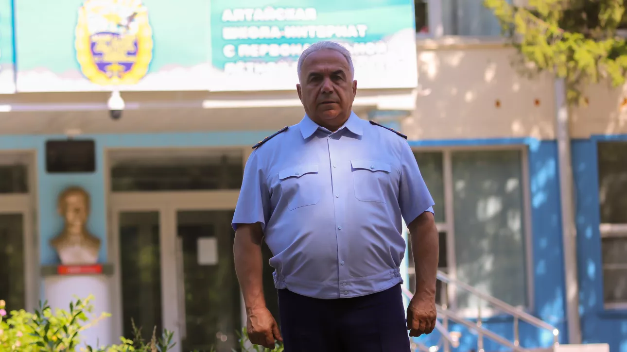 Взлетная полоса длиною в жизнь: директор летной школы – о Родине, любви и курсантах