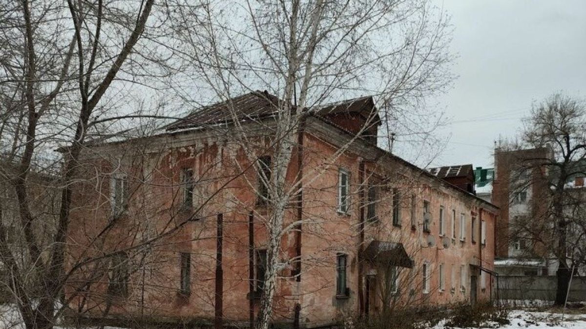 Дом по ул. Гулькина, 33 в Барнауле