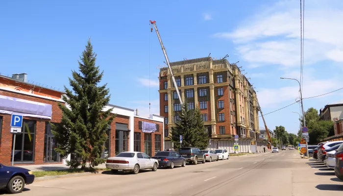 Капром в исторической оправе: как в центре Барнаула рождается уголок романтизма. Фото