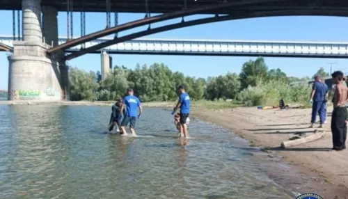 15-летний подросток утонул во время отдыха на заброшенном пляже на Оби