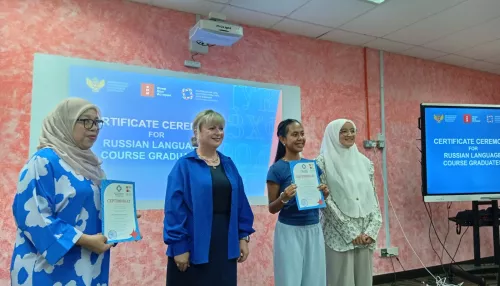 Преподаватели АлтГПУ провели для студентов Малайзии курсы русского языка