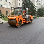 В Барнауле ремонтируют дороги и тротуары: где прошли работы