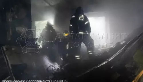СМИ: человек погиб при взрыве фейерверков в квартире многоэтажки