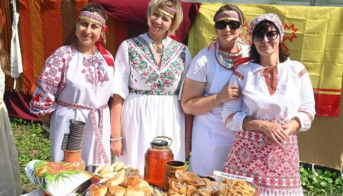 Три века вместе: 300-летие Гоньбы отметили масштабным праздником. Фото
