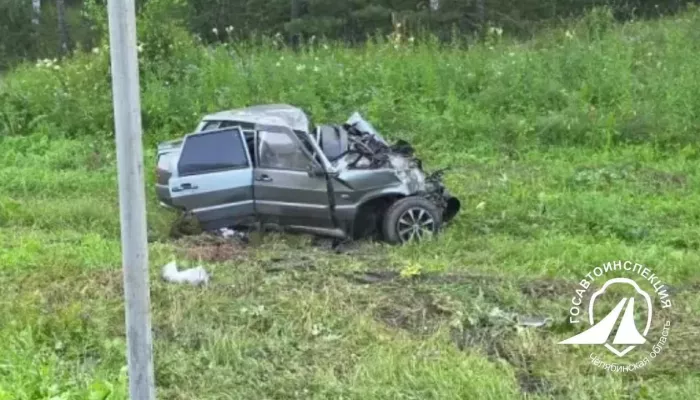 23-летний водитель ВАЗа погиб после выезда на встречную полосу. Фото
