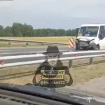 Маршрутный автобус попал в ДТП на трассе в Алтайском крае. Видео