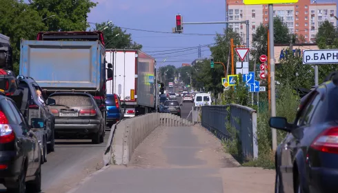 Швы наружу: как изменился мост на Челюстях в Барнауле за пять лет эксплуатации. Фото