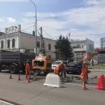 В Барнауле продолжают ремонтировать дороги и тротуары: список улиц