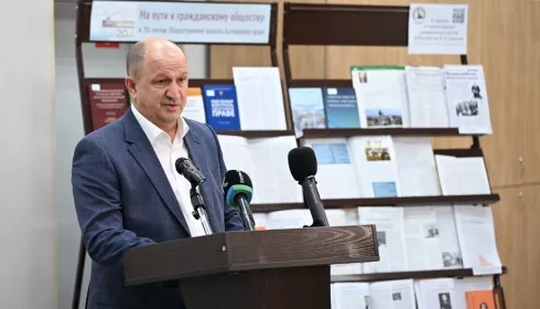 Общественная палата Алтайского края избрала Сергея Приба председателем