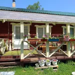 Усадьбу с двумя домами и баней у Телецкого озера продают за 36 млн рублей