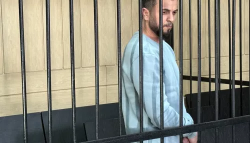 Умер боец ММА, получивший 23 года за убийство женщины и ее дочери в Новосибирске
