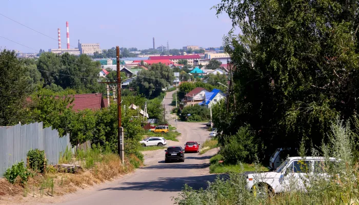 Ровные дороги и милые домики: чем живет некогда криминальная Яма в Барнауле. Фото
