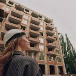 Готовность монолита 99%. Как строится дом-квартал Меланж рядом с парком в Барнауле
