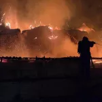 Огонь на 200 квадратах: стали известны подробности ночного пожара в Барнауле