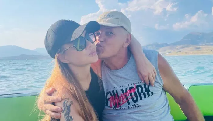 МакSим сообщила о смерти отца после 14 лет борьбы с тяжелым заболеванием