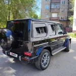 Мощный и изолированный от шума внедорожник продают за 16,9 млн в Барнауле. Фото