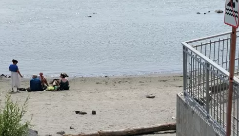 Барнаульцам напомнили правила безопасного отдыха у воды