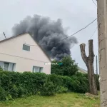 Крупный пожар произошел в барнаульском селе Власиха
