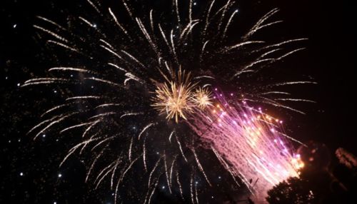 Впечатляюще и красиво: как прошел салют в честь дня рождения Барнаула