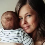 Катерина Шпица спустя два месяца после родов показала фигуру без фильтров