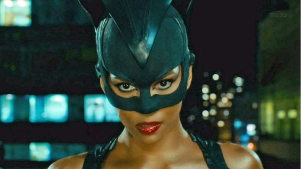 В новом "Бэтмене" Женщину-кошку может сыграть темнокожая актриса