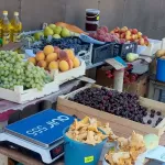Рейд против стихийной уличной торговли провели в Барнауле