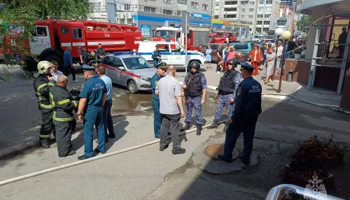 В кинотеатре Премьера в Барнауле произошел пожар, людей эвакуировали